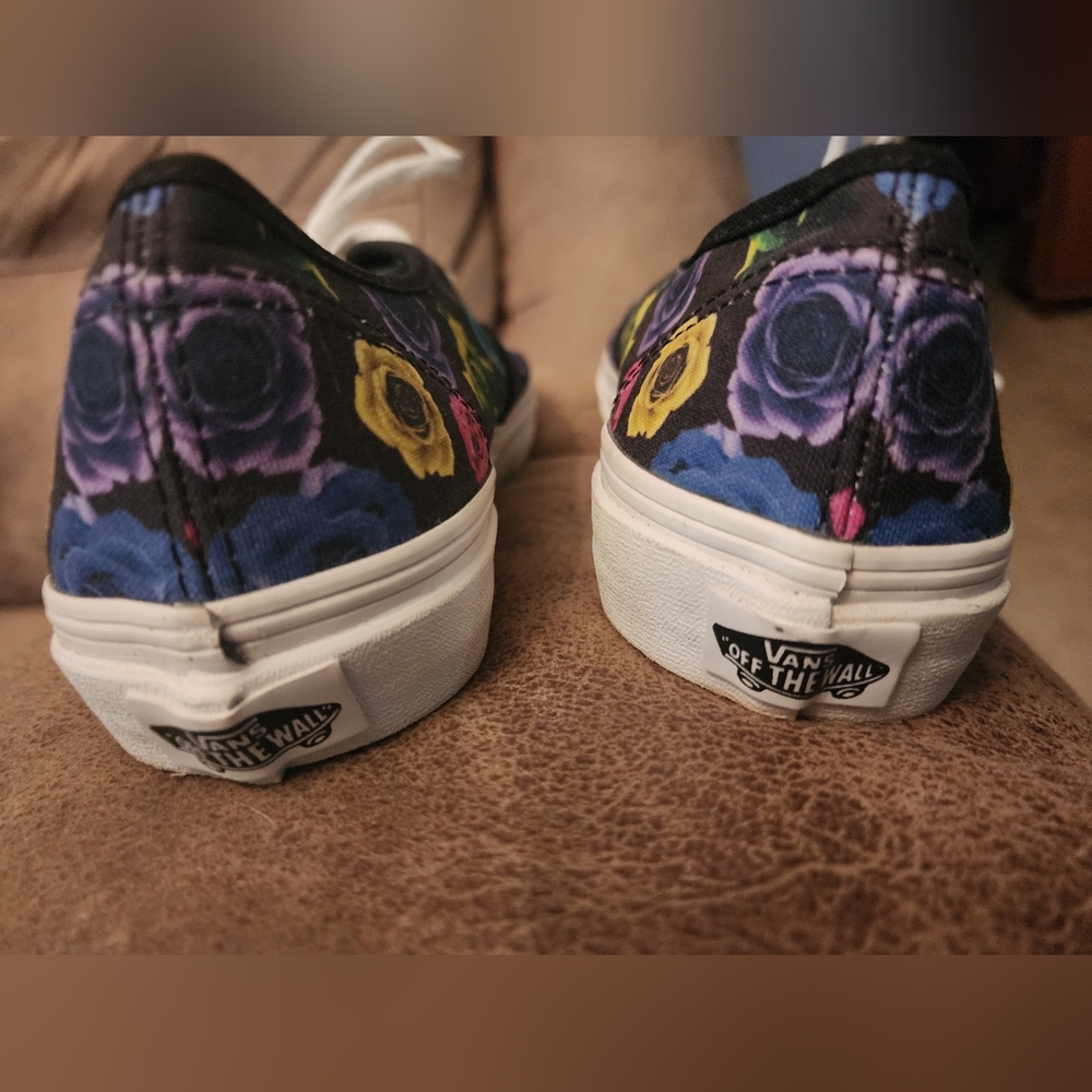 Vans Black and Yellow Cartoon Sneakers - Picture 4 of 6